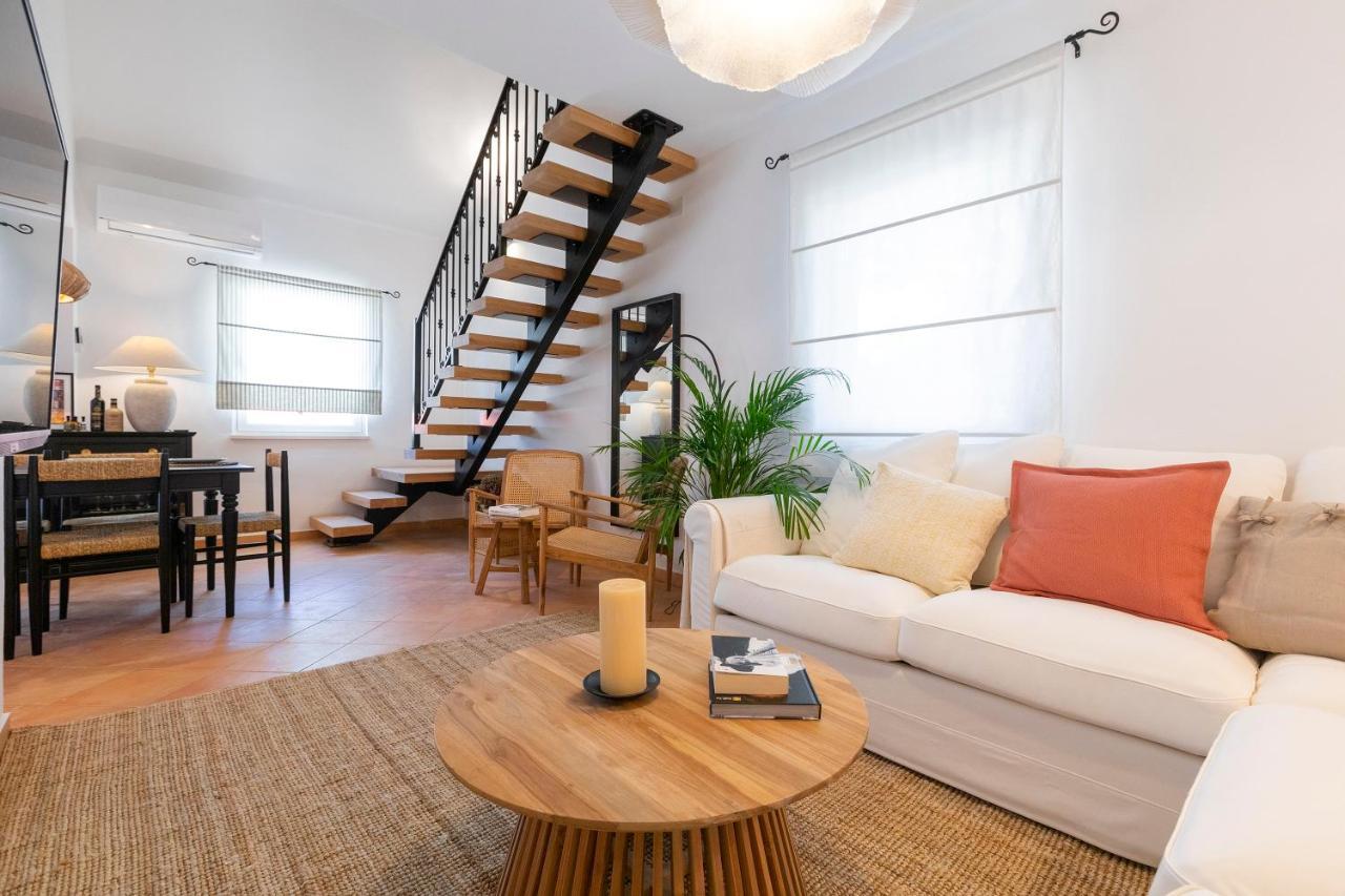 Apartman Luri Sutivan Kültér fotó