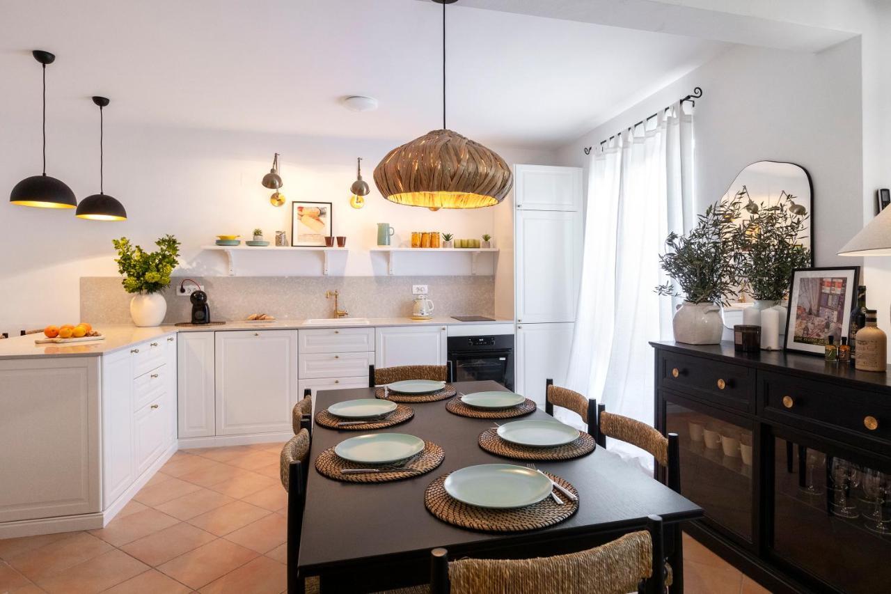 Apartman Luri Sutivan Kültér fotó