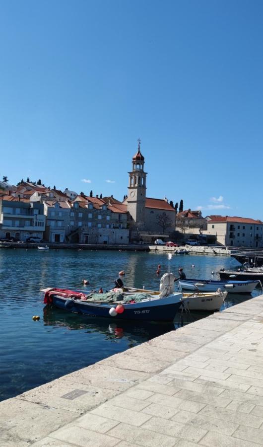 Apartman Luri Sutivan Kültér fotó