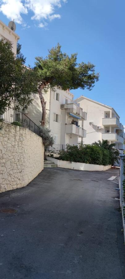 Apartman Luri Sutivan Kültér fotó